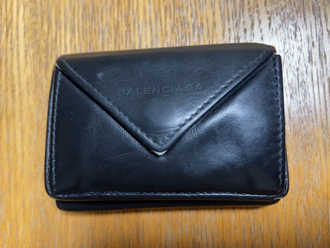 【大人気ブランド】バレンシアガの小さい財布ペーパーブラック